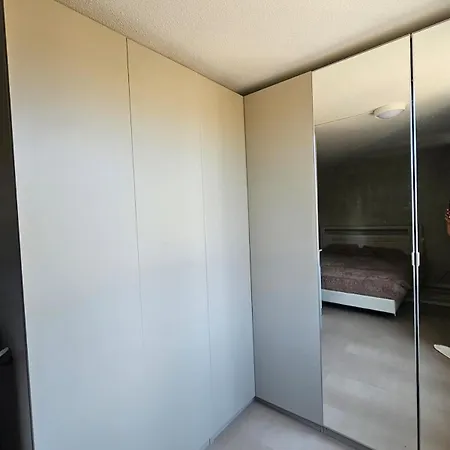 Unique Luxury Family At Gein Metrostation Apartmán *
