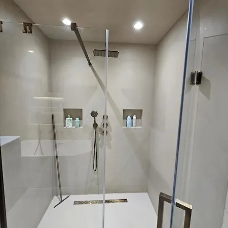 Unique Luxury Family At Gein Metrostation Apartmán *