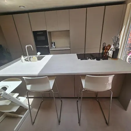 Unique Luxury Family At Gein Metrostation Appartamento